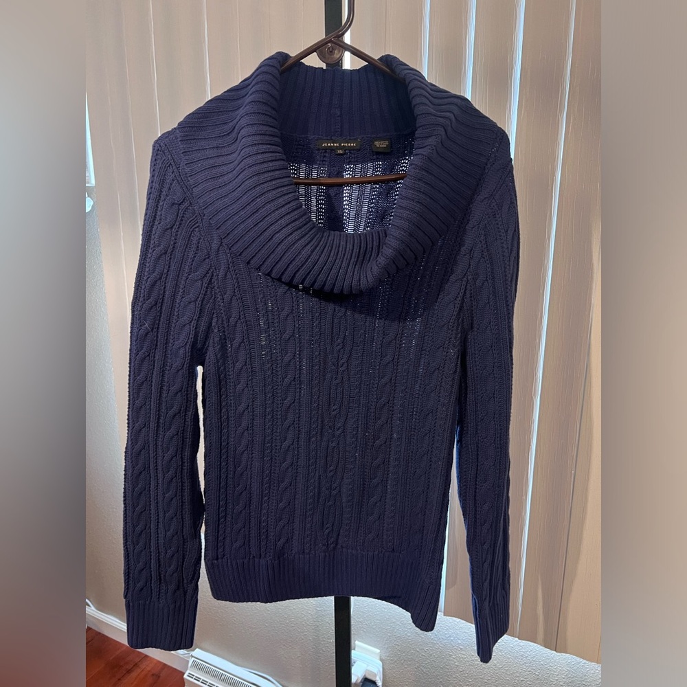 Women’s Jeanne Pierre Blue Sweater Size XL But Fits More Like A Large